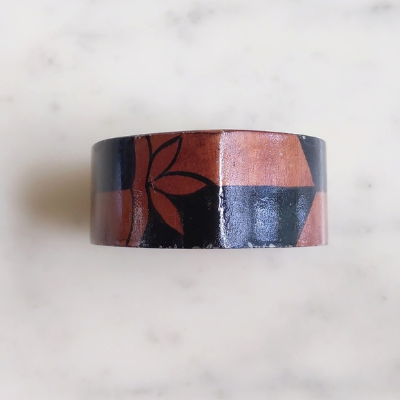 Vintage 1.25" Wide Floral and Pattern Two Tone Painted Wooden Bangle Bracelet. - Picture 2 of 3